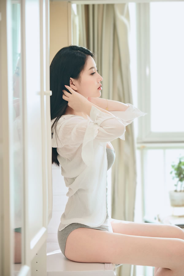 极品女神年年